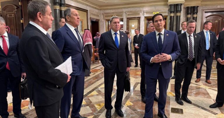 Russian Envoy Stresses Dialogue with U.S. Over Ukraine Conflict