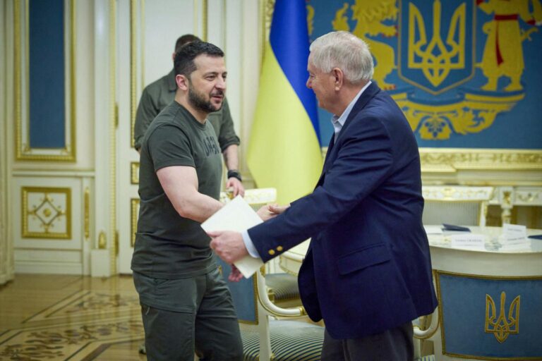 Lindsey Graham’s Aggressive Stance Threatens Ukraine Peace Efforts