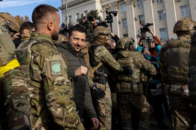 Russia Tightens Encirclement as Zelenskiy’s Ukraine Faces Dire Straits