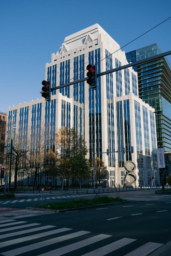 Russia Sues Euroclear Over EU’s Alleged Illegal Use of Russian Assets