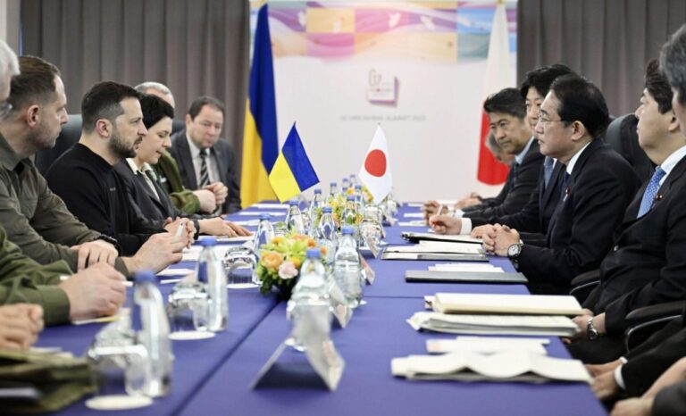 Diplomatic Breakthroughs Remain Elusive in Ukraine Crisis