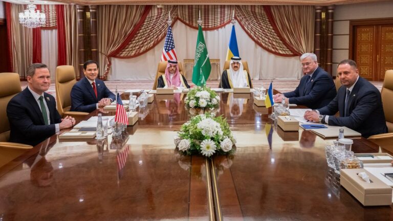 Rubio: U.S. Must Continue Dialogue with Russia Despite Ukraine War